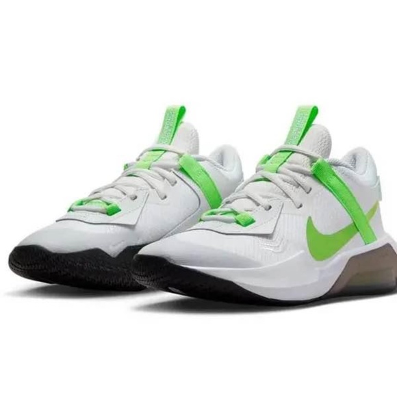 BRAND NEW boy youth nike Nike air zoom crossover basketball shoes size 7Y - Picture 1 of 10
